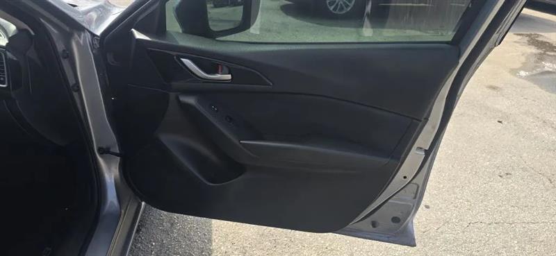 Mazda MAZDA3 i Touring AT 4-Door 2014