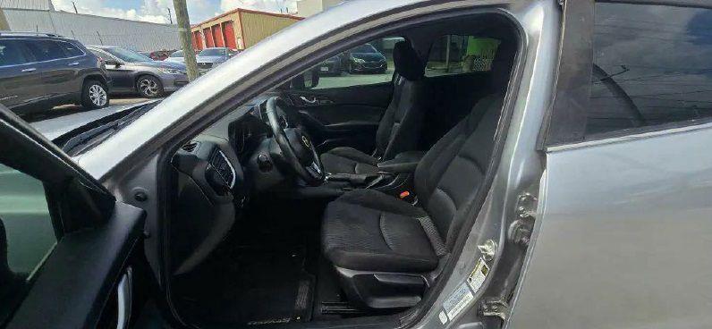 Mazda MAZDA3 i Touring AT 4-Door 2014
