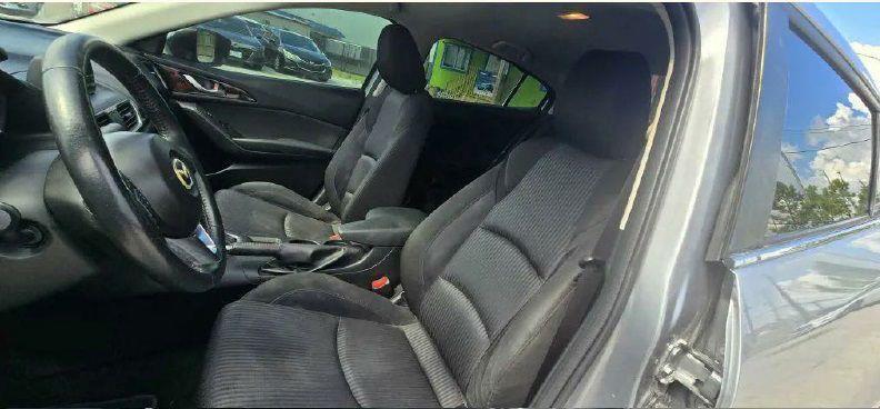 Mazda MAZDA3 i Touring AT 4-Door 2014