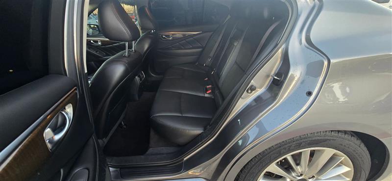 Infiniti Q50 3.0t LUXE 2018