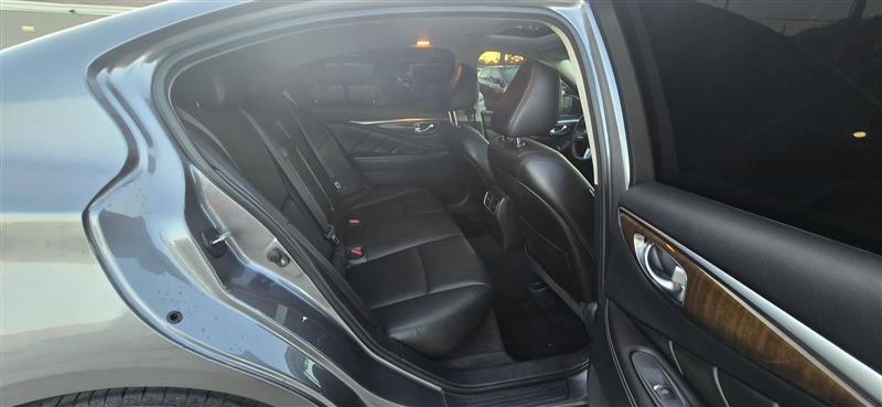 Infiniti Q50 3.0t LUXE 2018