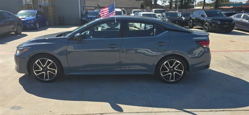 Nissan Sentra SR 2025