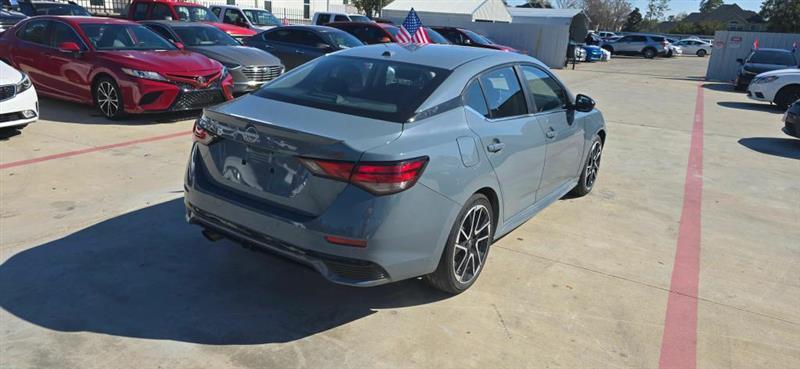 Nissan Sentra SR 2025