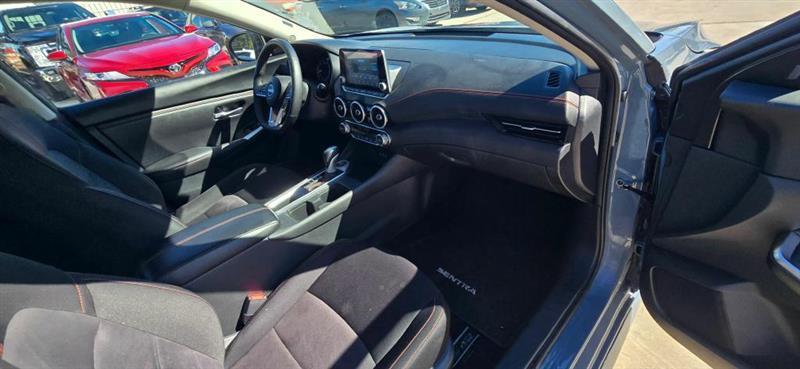 Nissan Sentra SR 2025