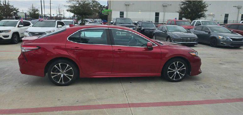 Toyota Camry L 2019