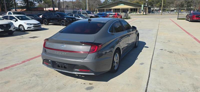 Hyundai Sonata SE 2021