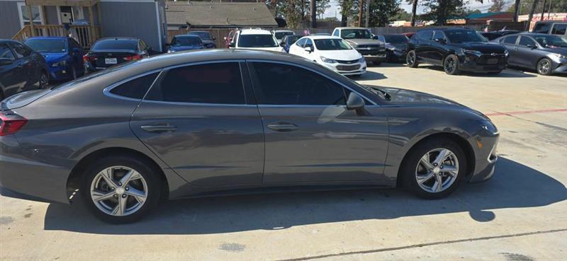Hyundai Sonata SE 2021