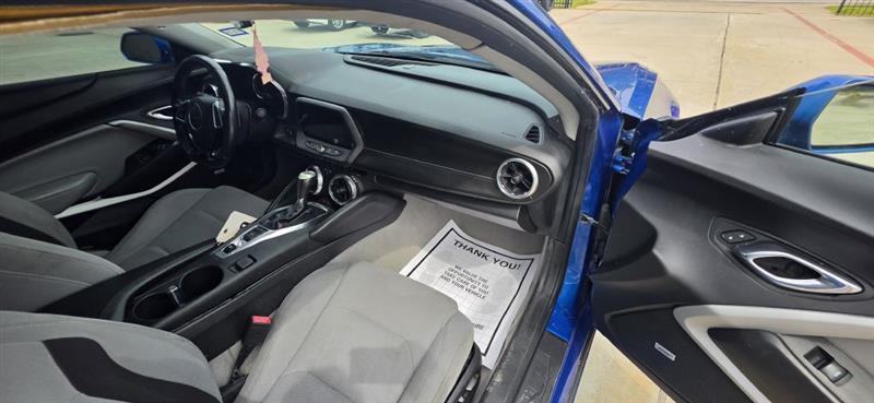 Chevrolet Camaro 1LT Coupe 8A 2018