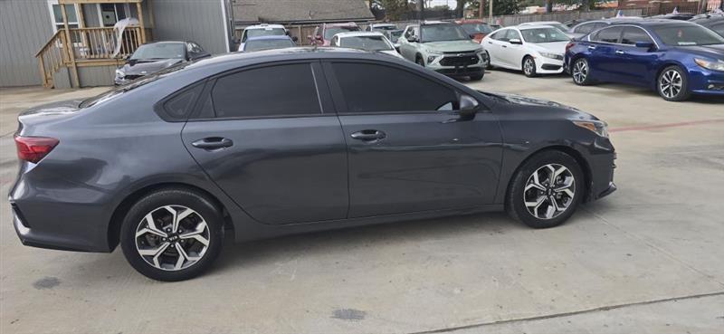 Kia Forte FE 2021