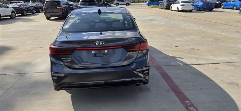 Kia Forte FE 2021
