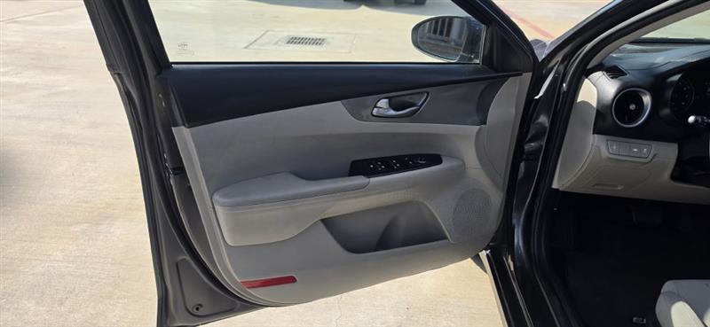 Kia Forte FE 2021