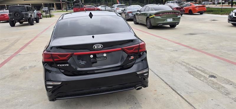 Kia Forte S 2019