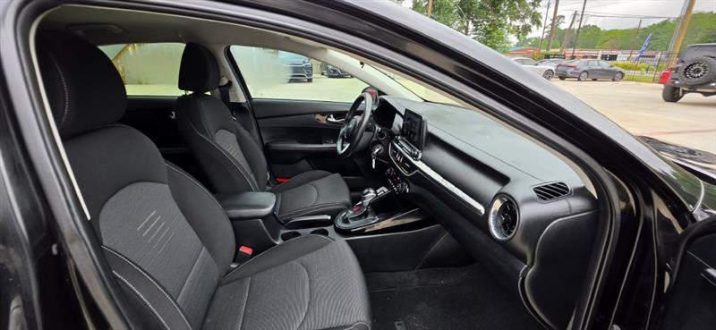 Kia Forte S 2019
