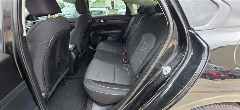 Kia Forte S 2019