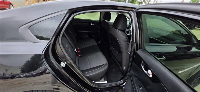 Kia Forte S 2019