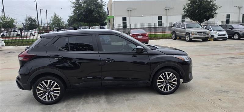 Nissan Kicks SV 2023