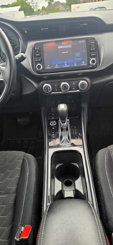 Nissan Kicks SV 2023