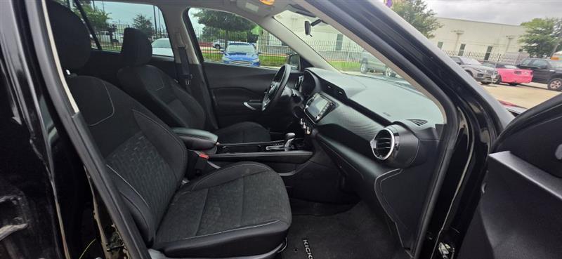 Nissan Kicks SV 2023