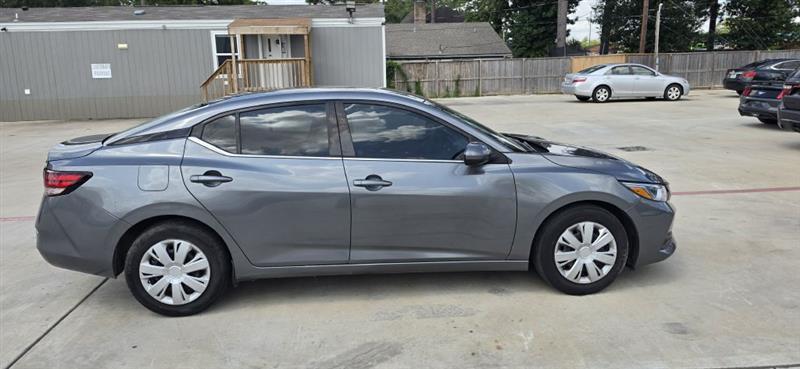 Nissan Sentra S 2022