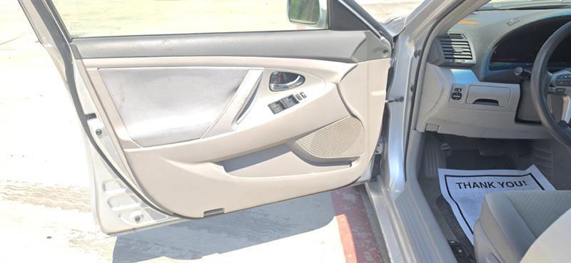 Toyota Camry CE 5-Spd AT 2008