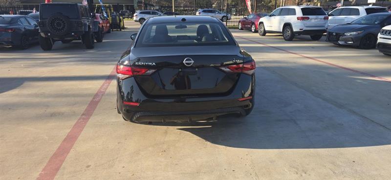 Nissan Sentra SV 2024