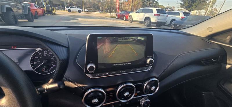 Nissan Sentra SV 2024