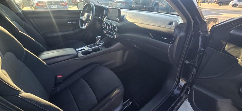 Nissan Sentra SV 2024