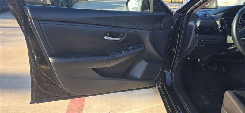 Nissan Sentra SV 2024