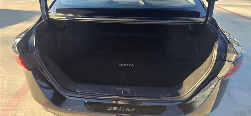 Nissan Sentra SV 2024