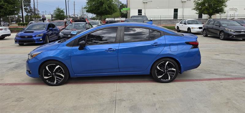 Nissan Versa SR 2023