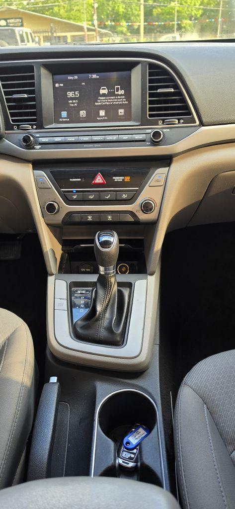Hyundai Elantra Limited 2017