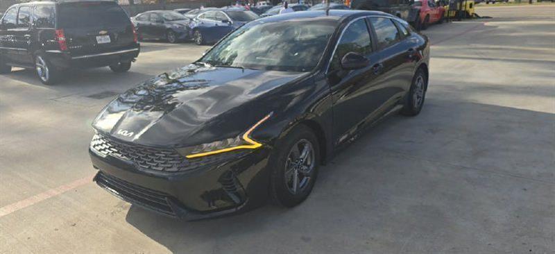 Kia K5 LXS 2023