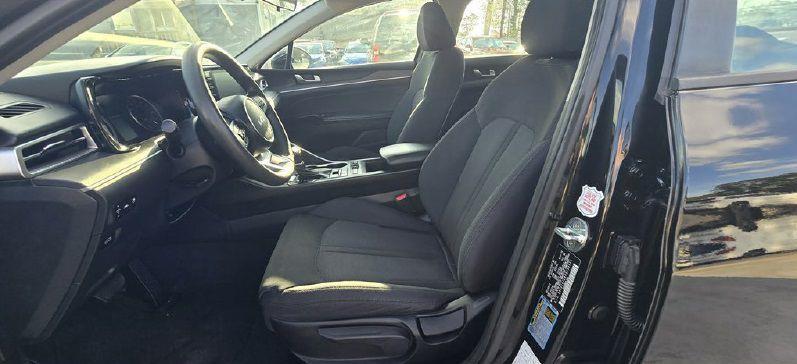 Kia K5 LXS 2023