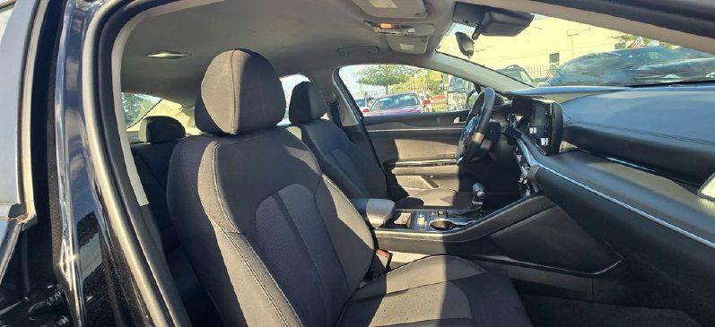 Kia K5 LXS 2023