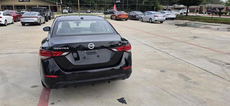 Nissan Sentra SV 2022
