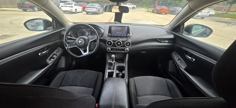 Nissan Sentra SV 2022