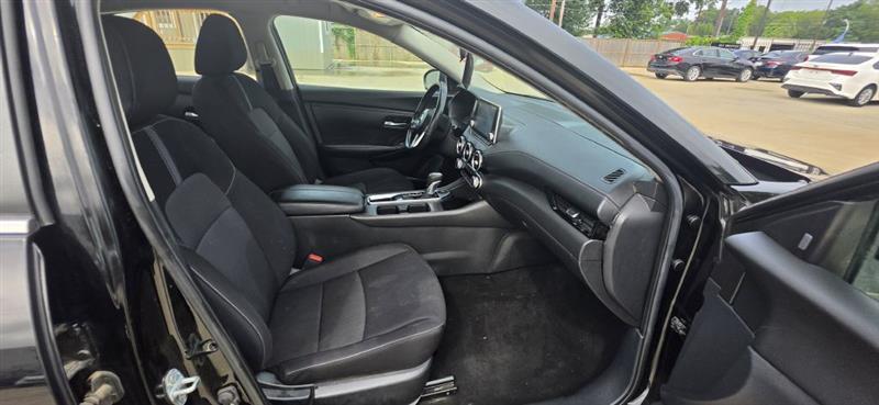 Nissan Sentra SV 2022