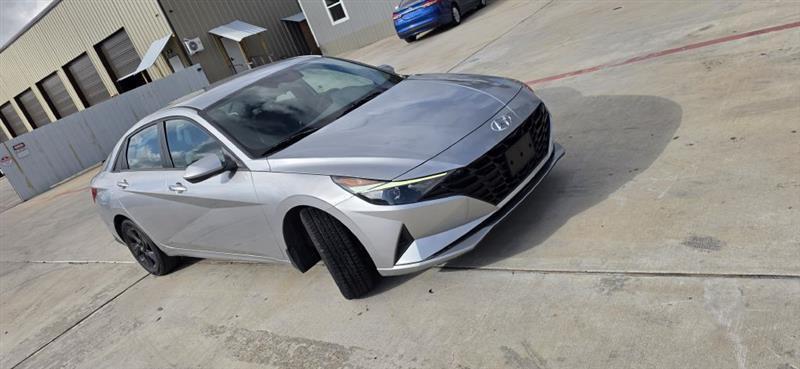 Hyundai Elantra SEL 2022