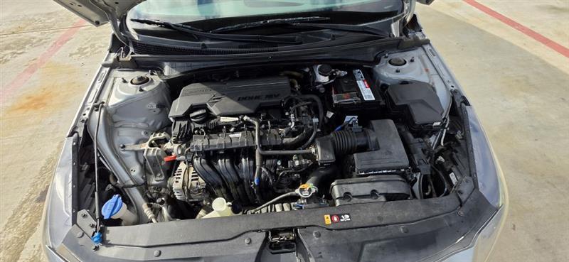 Hyundai Elantra SEL 2022