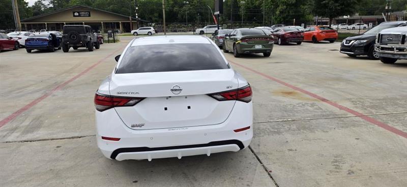 Nissan Sentra SV 2021