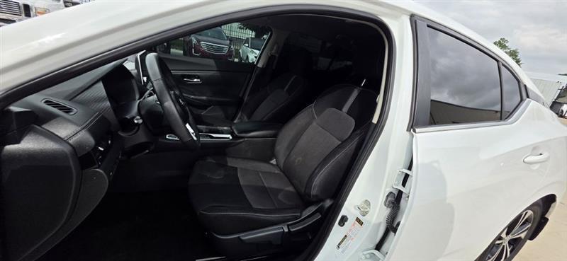 Nissan Sentra SV 2021