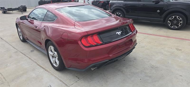 Ford Mustang EcoBoost Coupe 2018