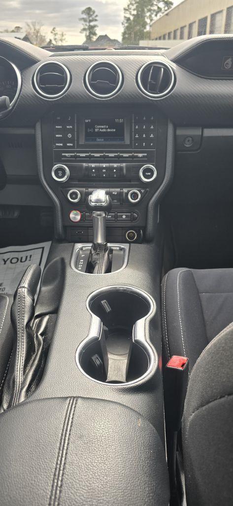 Ford Mustang EcoBoost Coupe 2018