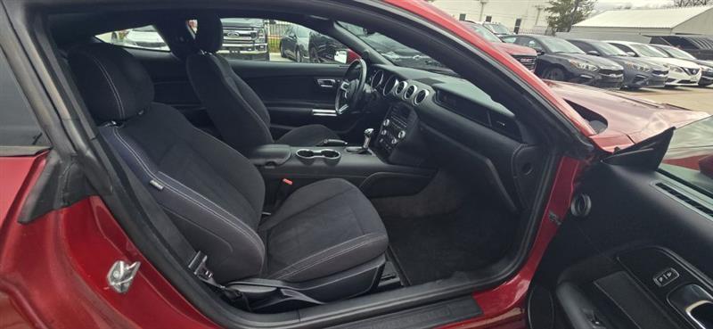 Ford Mustang EcoBoost Coupe 2018