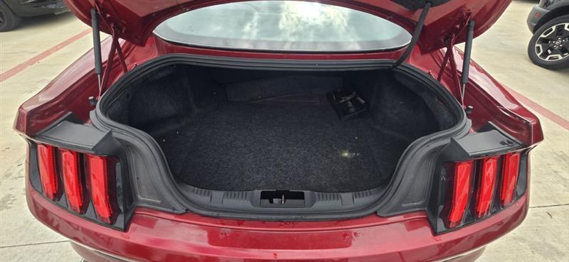 Ford Mustang EcoBoost Coupe 2018