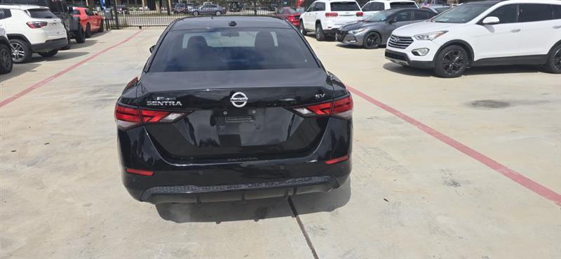 Nissan Sentra SV 2022