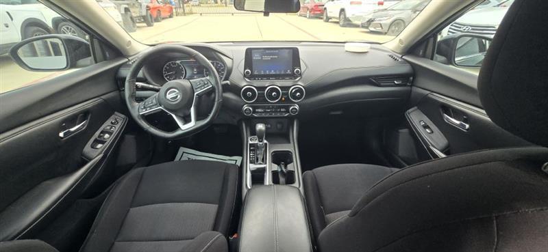 Nissan Sentra SV 2022