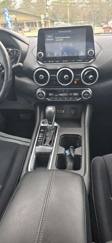 Nissan Sentra SV 2022