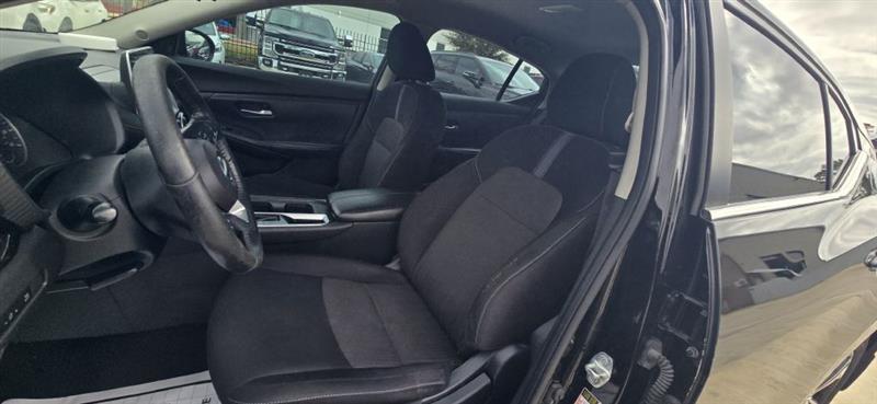 Nissan Sentra SV 2022