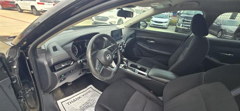 Nissan Sentra SV 2022